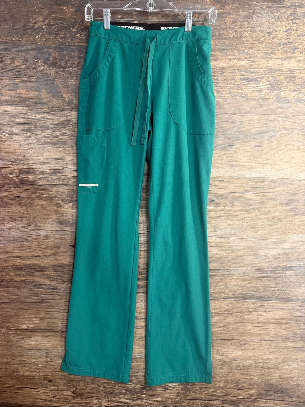 Skechers Green Women’s Drawstring Scrub Pants